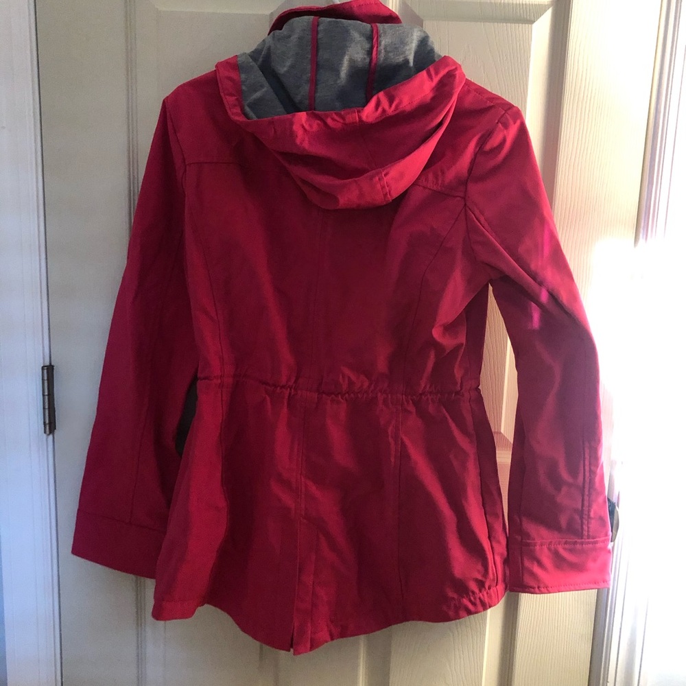 Pink rain jacket - Picture 3 of 4